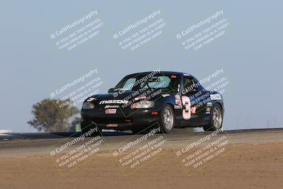 media/Oct-15-2023-CalClub SCCA (Sun) [[64237f672e]]/Group 4/Qualifying/